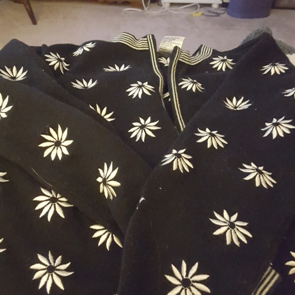 Size medium zip up sweater with white flowers